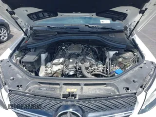 2019 Mercedes-Benz GLE 43 AMG with VIN 4JGED6EBXKA126365, listed as a IAAI auction lot 42034448 with 33,882 mi miles and . Bid and sale history available at DreamBid. Image 10.