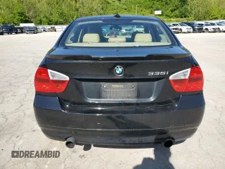 2008 BMW 3 Series 335i z VIN WBAVB775X8NM05305, wystawiony jako Copart lot #55230935 z przebiegiem 128 906 mil mil oraz Szkoda całkowita • Salvage title. Historia ofert i sprzedaży dostępna na DreamBid. Obrazek 6.