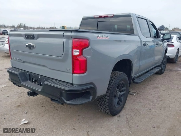 2024 Chevrolet Silverado 1500 LT Trail Boss with VIN 3GCUDFED1RG397733, listed as a IAAI auction lot 41283622 with 4,016 mi miles. Bid and sale history available at carsss.com. Image 4.