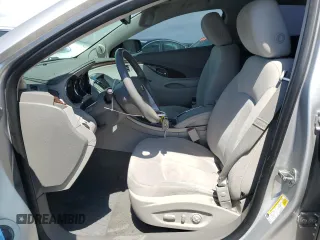 2013 Buick LaCrosse z VIN 1G4GA5E3XDF203438, wystawiony jako Copart lot #54271625 z przebiegiem 63 116 mil mil oraz Szkoda całkowita • Salvage title. Historia ofert i sprzedaży dostępna na DreamBid. Obrazek 7.