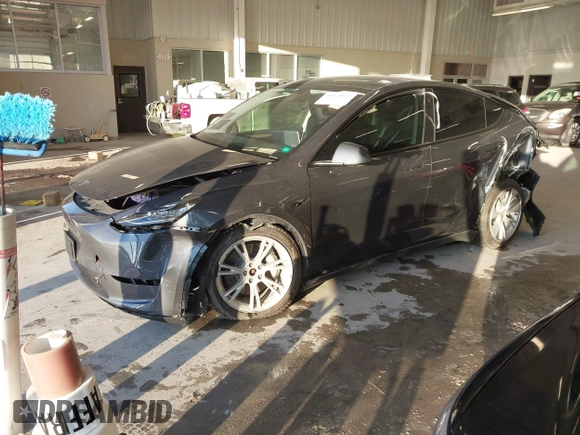 2023 Tesla Model Y Long Range with VIN 7SAYGDEE5PA033341, listed as a IAAI auction lot 41379625 with Not provided miles and . Bid and sale history available at DreamBid. Image 21.