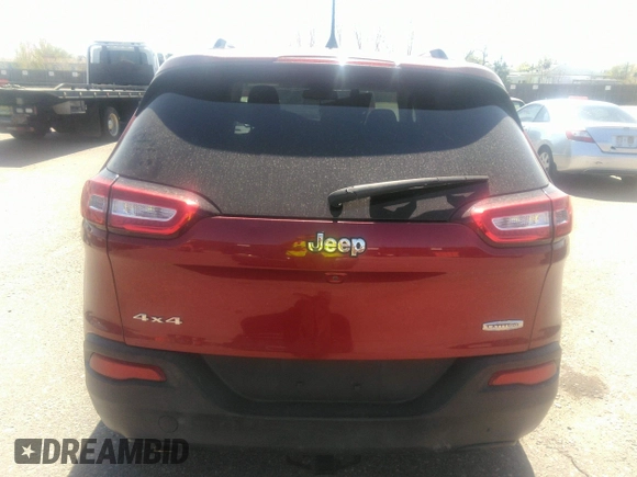 2016 Jeep Cherokee Latitude with VIN 1C4PJMCB9GW142189, listed as a IAAI auction lot 42010107 with 117,835 mi miles and . Bid and sale history available at DreamBid. Image 17.