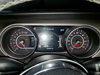 2018 Jeep Wrangler Unlimited Rubicon z VIN 1C4HJXFG5JW111896, wystawiony jako Copart lot #65800475 z przebiegiem Nie podano mil oraz Szkoda całkowita • Salvage title. Historia ofert i sprzedaży dostępna na DreamBid. Obrazek 9.