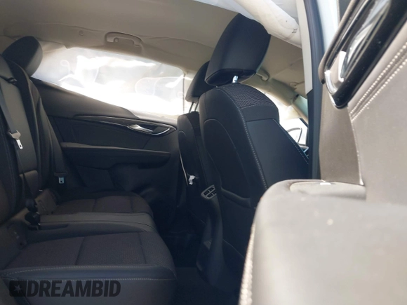 2022 Buick Envision Preferred with VIN LRBAZLR44ND137510, listed as a IAAI auction lot 41935230 with 34,707 mi miles. Bid and sale history available at carsss.com. Image 8.