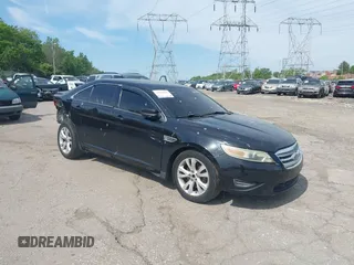 2012 Ford Taurus SEL z VIN 1FAHP2EW8CG126244, wystawiony jako IAAI lot #42246680 z przebiegiem 132 983 mil mil oraz . Historia ofert i sprzedaży dostępna na DreamBid. Obrazek 1.
