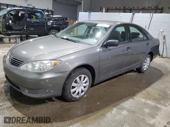 2006 Toyota Camry STD with VIN 4T1BE32K16U724240, listed as a Copart auction lot 87595155 with 251,947 mi miles and Salvage Title. Bid and sale history available at DreamBid. Image 1.