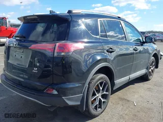 2018 Toyota RAV4 SE with VIN 2T3JFREVXJW817341, listed as a IAAI auction lot 41599972 with 99,739 mi miles. Bid and sale history available at carsss.com. Image 4.