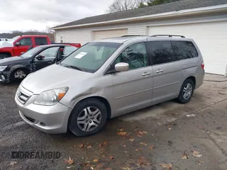 2006 Honda Odyssey EX-L with VIN 5FNRL38656B401515, listed as a IAAI auction lot 40887899 with 241,327 mi miles. Bid and sale history available at carsss.com. Image 21.