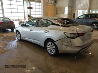 2022 Nissan Sentra S with VIN 3N1AB8BV0NY259819, listed as a IAAI auction lot 41645262 with 55,011 mi miles. Bid and sale history available at carsss.com. Image 3.