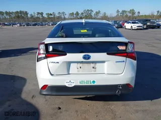2022 Toyota Prius L Eco with VIN JTDKAMFU1N3162300, listed as a IAAI auction lot 41501371 with 16,521 mi miles. Bid and sale history available at carsss.com. Image 16.