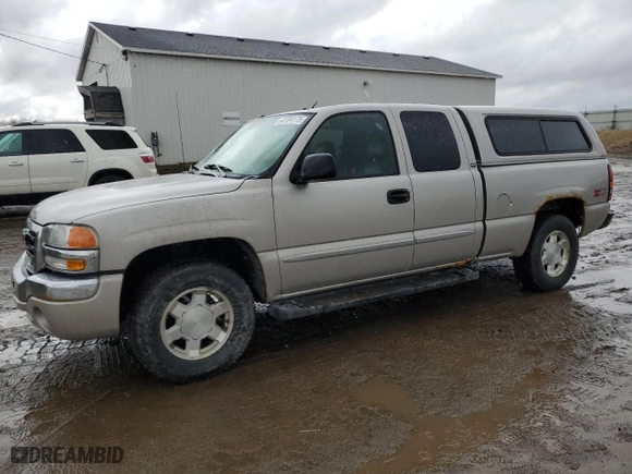 2004 GMC Sierra 1500 SLT with VIN 2GTEK19T041305608, listed as a Copart auction lot 47784175 with 147,335 mi miles and Salvage Title. Bid and sale history available at carsss.com. Image 1.