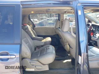2015 Toyota Sienna XLE with VIN 5TDYK3DC8FS533898, listed as a IAAI auction lot 42630483 with 531,640 mi miles and . Bid and sale history available at DreamBid. Image 8.