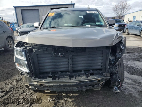2018 Chevrolet Tahoe LT z VIN 1GNSKBKC0JR130323, wystawiony jako Copart lot #47020125 z przebiegiem 102 046 mil mil oraz Szkoda całkowita • Salvage title. Historia ofert i sprzedaży dostępna na DreamBid. Obrazek 5.