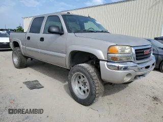 2004 GMC Sierra 1500 SLT z VIN 2GTEK13T241405721, wystawiony jako Copart lot #54399704 z przebiegiem 165 512 mil mil oraz Czysty tytuł • Clean title. Historia ofert i sprzedaży dostępna na DreamBid. Obrazek 4.