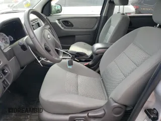2006 Ford Escape Hybrid with VIN 1FMYU96H06KA69739, listed as a Copart auction lot 53856245 with 121,454 mi miles and Salvage title. Bid and sale history available at DreamBid. Image 7.