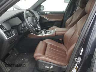 2020 BMW X5 xDrive40i with VIN 5UXCR6C05L9C87208, listed as a Copart auction lot 44582085 with 76,459 mi miles and Salvage Title. Bid and sale history available at carsss.com. Image 7.