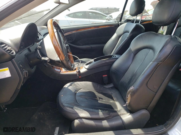 2009 Mercedes-Benz CLK-Class 3.5L with VIN WDBTK56F09F264439, listed as a Copart auction lot 56076064 with 182,287 mi miles and Clean Title. Bid and sale history available at carsss.com. Image 7.