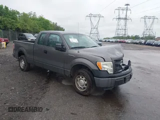 2013 Ford F-150 XL с VIN 1FTEX1CM0DKF00787, выставлен на аукционе IAAI как лот 42223847 с пробегом 129 202 миль миль и . История ставок и продаж доступна на DreamBid. Изображение 1.