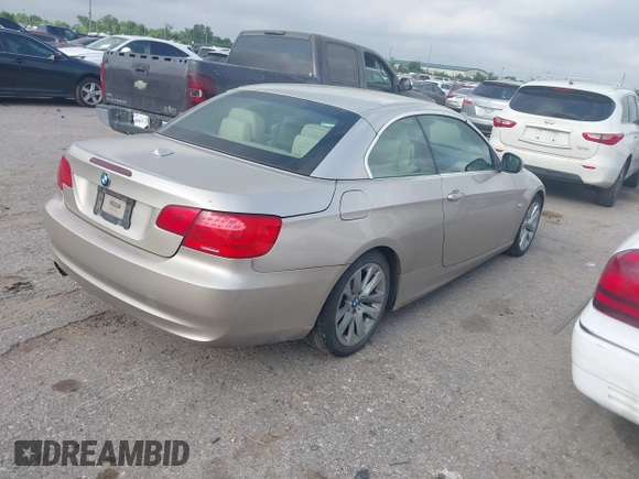 2012 BMW 3 Series 328i z VIN WBADW3C58CE542069, wystawiony jako IAAI lot #42155048 z przebiegiem 193 218 mil mil oraz . Historia ofert i sprzedaży dostępna na DreamBid. Obrazek 4.