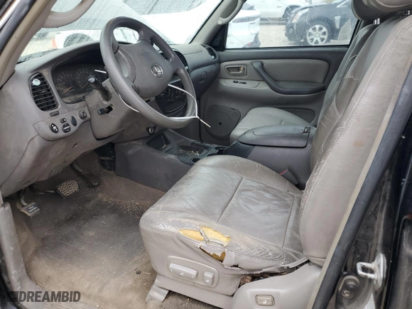 2004 Toyota Tundra Ltd with VIN 5TBET38124S438140, listed as a Copart auction lot 84105494 with 301,645 mi miles and Salvage Title. Bid and sale history available at carsss.com. Image 7.