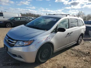 2015 Honda Odyssey LX with VIN 5FNRL5H26FB087270, listed as a Copart auction lot 88000865 with 204,903 mi miles and Salvage Title. Bid and sale history available at carsss.com. Image 1.