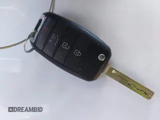 2018 Kia Sorento L z VIN 5XYPG4A32JG377807, wystawiony jako IAAI lot #41963441 z przebiegiem 121 339 mil mil oraz . Historia ofert i sprzedaży dostępna na DreamBid. Obrazek 11.