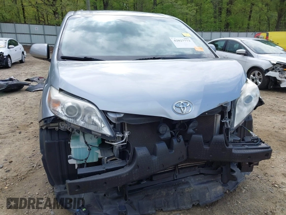 2017 Toyota Sienna XLE Auto Access Seat with VIN 5TDYZ3DC0HS845616, listed as a IAAI auction lot 42027773 with 89,108 mi miles and . Bid and sale history available at DreamBid. Image 6.
