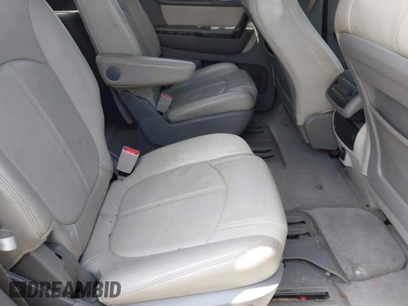 2014 GMC Acadia SLT z VIN 1GKKRRKDXEJ117447, wystawiony jako IAAI lot #42263858 z przebiegiem 274 442 mil mil oraz . Historia ofert i sprzedaży dostępna na DreamBid. Obrazek 8.