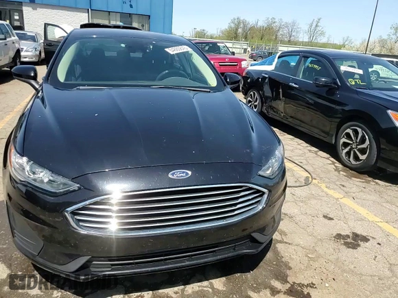 2020 Ford Fusion SE with VIN 3FA6P0HD9LR165245, listed as a Copart auction lot 54860845 with 33,319 mi miles and Non repairable. Bid and sale history available at DreamBid. Image 13.