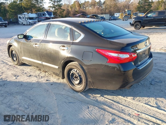 2017 Nissan Altima SV with VIN 1N4AL3AP0HC251769, listed as a IAAI auction lot 41352246 with 121,954 mi miles and . Bid and sale history available at carsss.com. Image 3.