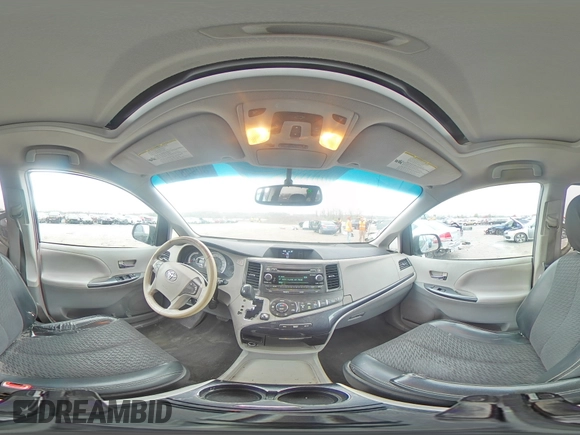2012 Toyota Sienna SE z VIN 5TDXK3DC9CS222519, wystawiony jako Copart lot #50948145 z przebiegiem 245 553 mil mil oraz Szkoda całkowita • Salvage title. Historia ofert i sprzedaży dostępna na DreamBid. Obrazek 14.