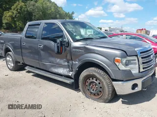 2014 Ford F-150 XL with VIN 1FTFW1ET3EFB41571, listed as a IAAI auction lot 40297409 with 170,462 mi miles. Bid and sale history available at carsss.com. Image 1.