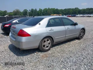 2007 Honda Accord LX with VIN 1HGCM56437A049997, listed as a IAAI auction lot 42424854 with 250,811 mi miles and . Bid and sale history available at DreamBid. Image 4.