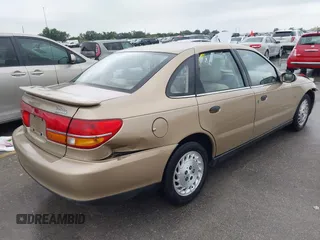 2002 Saturn LS z VIN 1G8JS54F02Y543678, wystawiony jako IAAI lot #42213978 z przebiegiem 132 755 mil mil oraz . Historia ofert i sprzedaży dostępna na DreamBid. Obrazek 4.