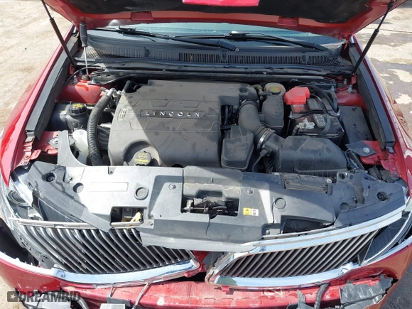 2013 Lincoln MKS with VIN 1LNHL9DK2DG610615, listed as a IAAI auction lot 41848247 with 46,832 mi miles. Bid and sale history available at carsss.com. Image 10.