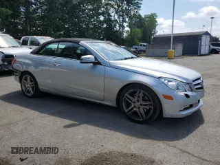 2011 Mercedes-Benz E 350 с VIN WDDKK5GF0BF081579, выставлен на аукционе Copart как лот 57484114 с пробегом 134 303 миль миль и Списание • Salvage title. История ставок и продаж доступна на DreamBid. Изображение 4.