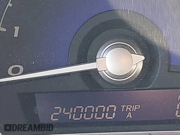 2006 Honda Civic LX z VIN 1HGFA16576L015992, wystawiony jako IAAI lot #41528989 z przebiegiem 240 000 mil mil oraz . Historia ofert i sprzedaży dostępna na DreamBid. Obrazek 15.