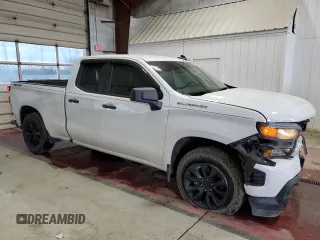 2019 Chevrolet Silverado 1500 Custom with VIN 1GCRYBEH8KZ404690, listed as a Copart auction lot 79660354 with 84,269 mi miles and Salvage Title. Bid and sale history available at DreamBid. Image 4.