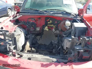 2006 Chevrolet Silverado 1500 LT2 with VIN 1GCEK19B96Z178794, listed as a IAAI auction lot 40637769 with 1 mi miles. Bid and sale history available at carsss.com. Image 10.