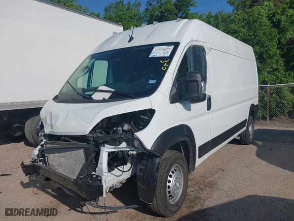 2025 Ram ProMaster Cargo Van Tradesman with VIN 3C6LRVDG1SE512763, listed as a IAAI auction lot 42075695 with 7,806 mi miles. Bid and sale history available at carsss.com. Image 17.