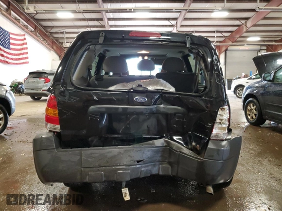 2006 Ford Escape XLT with VIN 1FMYU03126KB57467, listed as a Copart auction lot 73684684 with 224,079 mi miles and Clean Title. Bid and sale history available at carsss.com. Image 6.