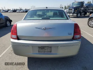 2005 Chrysler 300 with VIN 2C3AA53G45H528705, listed as a Copart auction lot 55176745 with 172,422 mi miles and Clean Title. Bid and sale history available at carsss.com. Image 6.