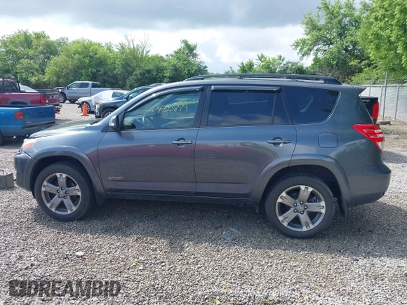 2012 Toyota RAV4 Sport с VIN JTMRK4DV9C5107828, выставлен на аукционе IAAI как лот 42430899 с пробегом 109 768 миль миль и . История ставок и продаж доступна на DreamBid. Изображение 15.