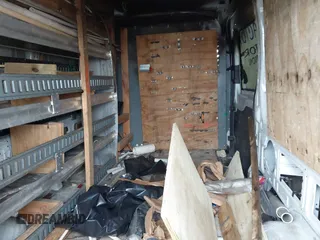 2016 Ford Transit Cargo с VIN 1FTBW2CM6GKA02321, выставлен на аукционе IAAI как лот 42240324 с пробегом Не указан миль и . История ставок и продаж доступна на DreamBid. Изображение 8.