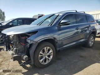 2016 Toyota Highlander LE Plus with VIN 5TDZKRFH8GS182363, listed as a Copart auction lot 52109215 with 115,726 mi miles and Salvage Title. Bid and sale history available at carsss.com. Image 1.