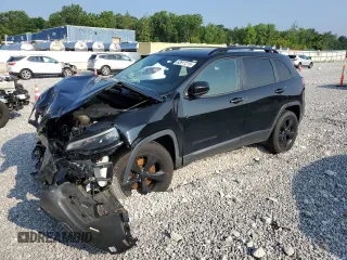 2020 Jeep Cherokee Latitude Plus с VIN 1C4PJMLB8LD584239, выставлен на аукционе Copart как лот 63811215 с пробегом Не указан миль и Списание • Salvage title. История ставок и продаж доступна на DreamBid. Изображение 1.