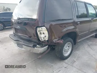 1999 Ford Explorer XLT с VIN 1FMZU32P4XZA41417, выставлен на аукционе IAAI как лот 42046736 с пробегом 128 763 миль миль и . История ставок и продаж доступна на DreamBid. Изображение 6.