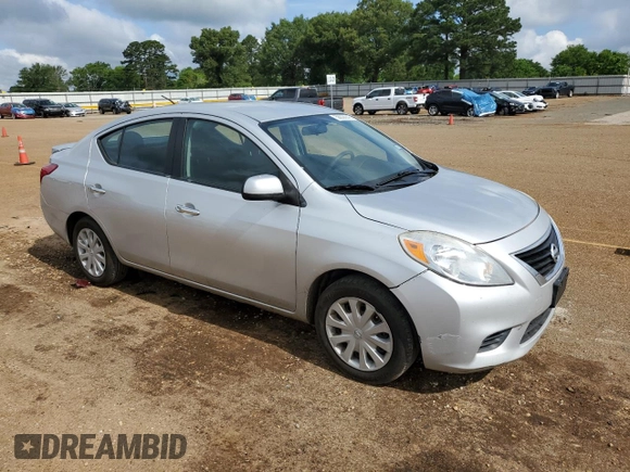 2013 Nissan Versa SV with VIN 3N1CN7AP9DL860946, listed as a Copart auction lot 56638645 with 92,497 mi miles and Clean title. Bid and sale history available at DreamBid. Image 4.