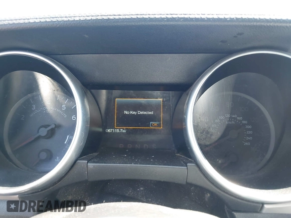 2019 Ford Mustang GT Premium z VIN 1FATP8FF5K5193437, wystawiony jako IAAI lot #42608815 z przebiegiem 67 115 mil mil oraz . Historia ofert i sprzedaży dostępna na DreamBid. Obrazek 7.