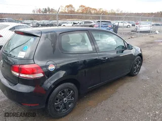 2013 Volkswagen Golf w/Conv & Sunroof with VIN WVWBB7AJXDW129305, listed as a IAAI auction lot 40969385 with 79,953 mi miles. Bid and sale history available at carsss.com. Image 4.